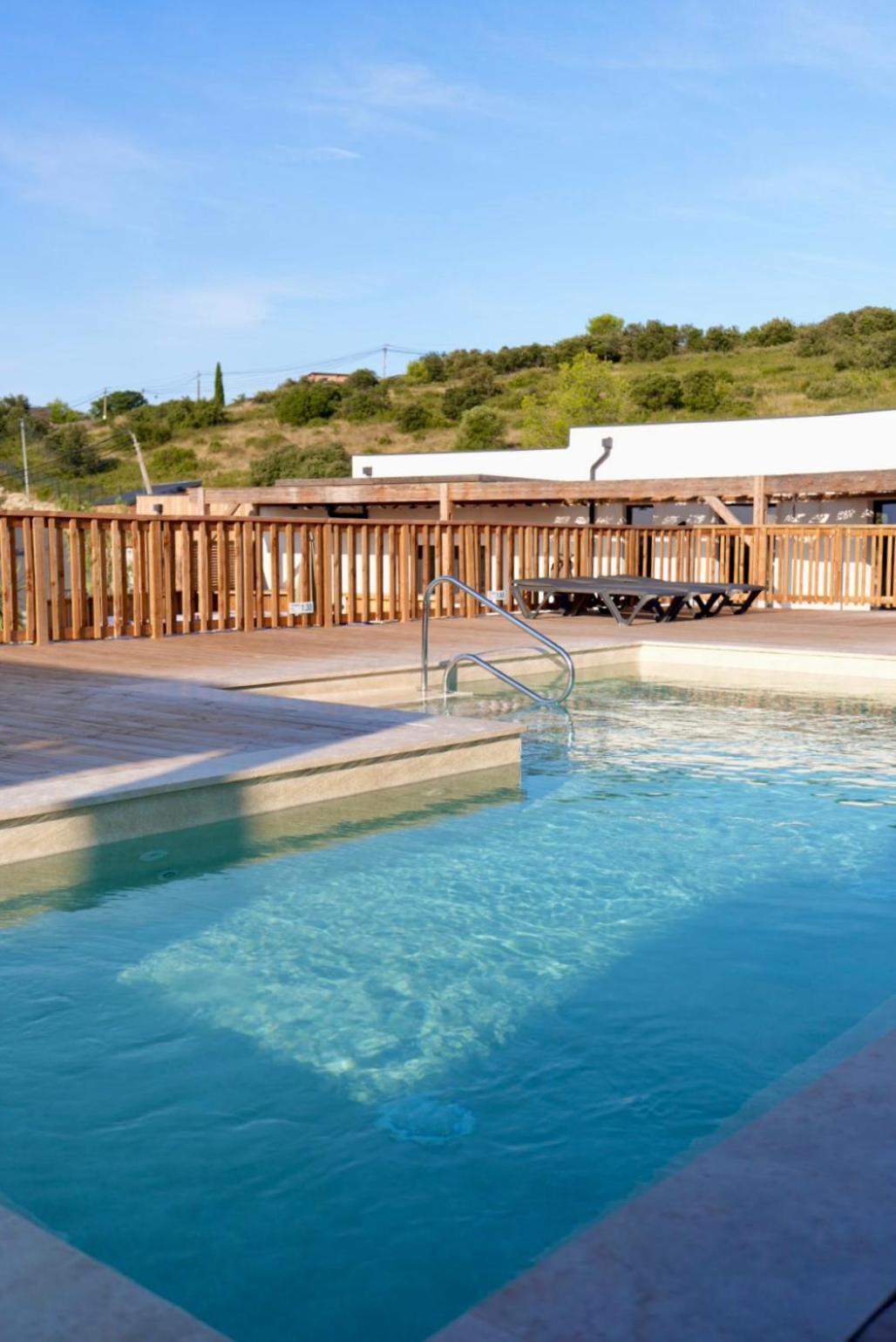 Camping Les Lodges Du Lagon Calvisson Exterior photo